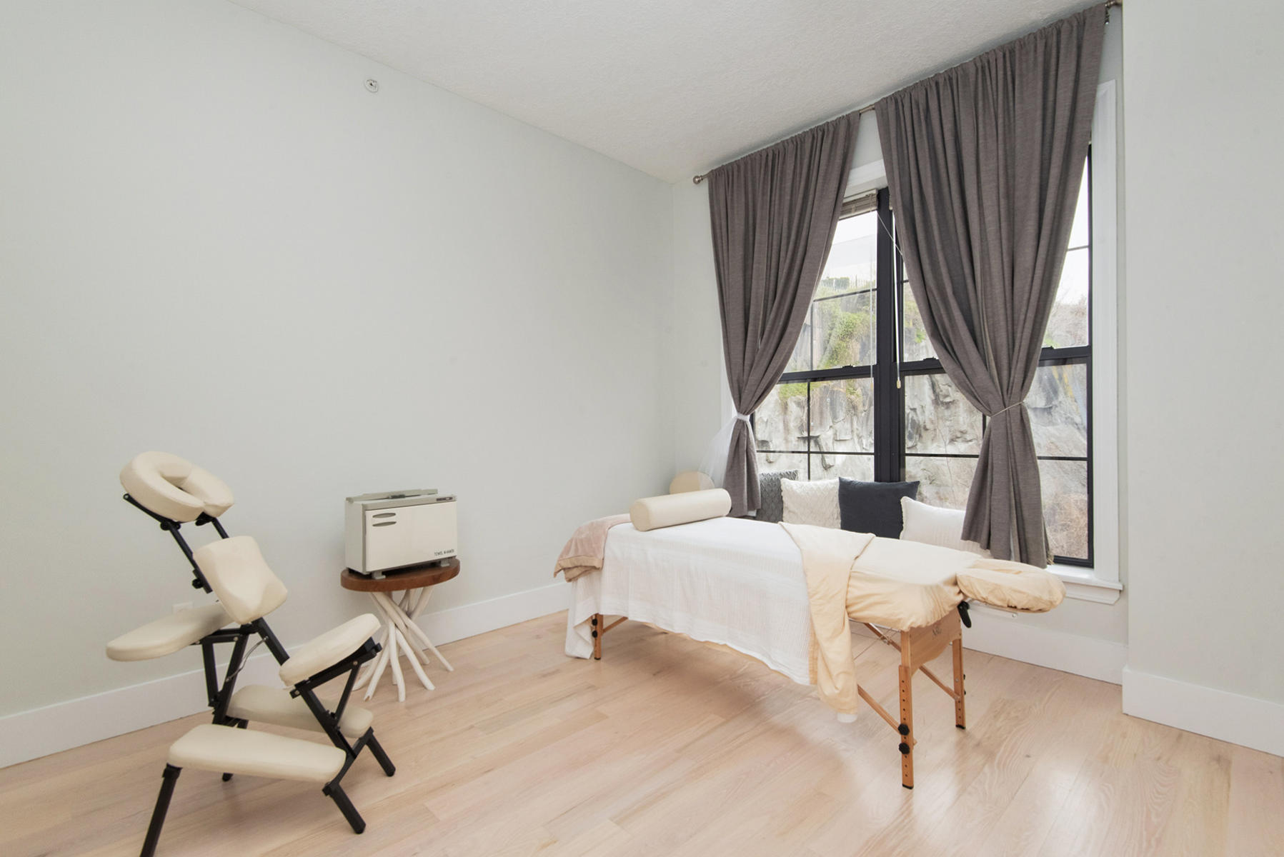 Interior design of The CLIFFS project